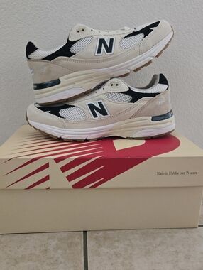 New Balance 993 Cream & Black Sneakers